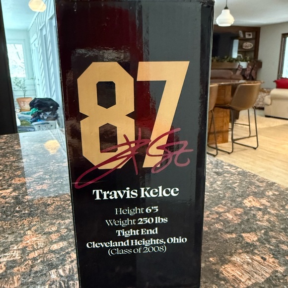 Kelce Brothers Bobbleheads - Picture 3 of 5